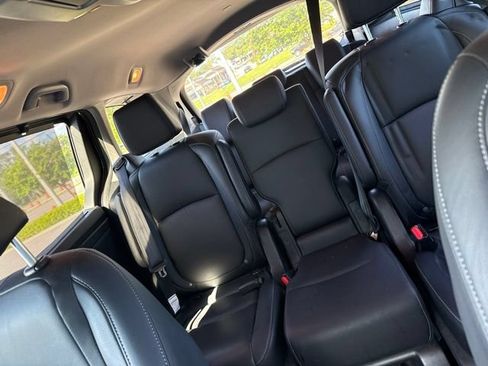 Used 2024 Honda Odyssey Touring image 5