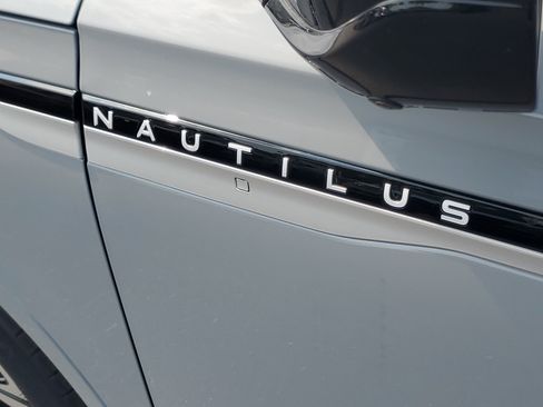 New 2026 Lincoln Nautilus Reserve AWD/4WD image 7