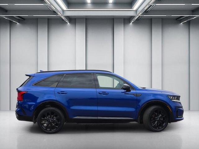 Certified 2023 Kia Sorento SX AWD/4WD image 3