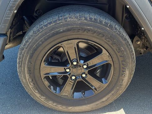 Used 2022 Jeep Wrangler Unlimited Sport AWD/4WD image 9