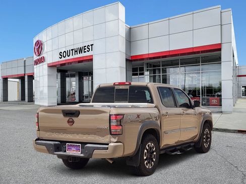 Used 2022 Nissan Frontier Pro-X RWD image 5