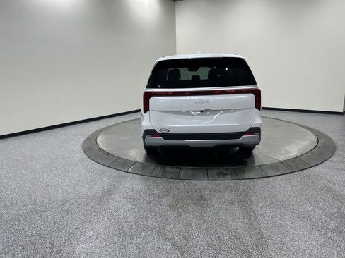 New 2026 Kia Carnival LXS image 6