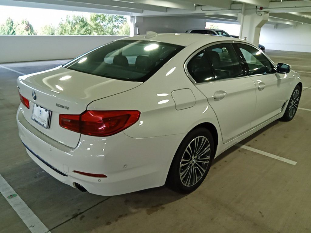 Used 2020 BMW 530i xDrive w/ Convenience Package AWD/4WD image 5
