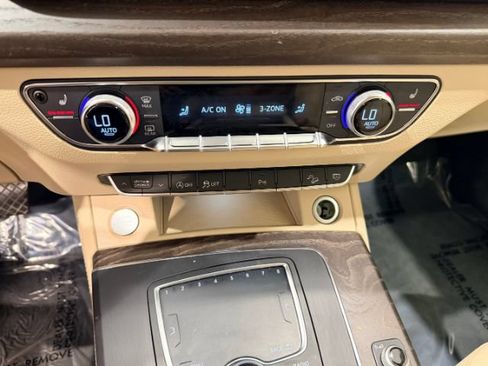 Used 2018 Audi Q5 Prestige AWD/4WD image 25