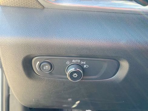 Used 2023 Chevrolet Traverse Premier w/ LPO, Floor Liner Package AWD/4WD image 18