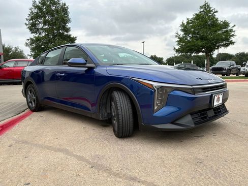 Used 2025 Kia K4 FWD image 4