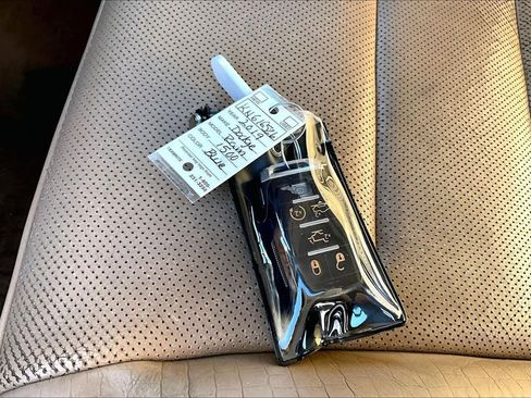 Used 2019 RAM 1500 Limited image 14