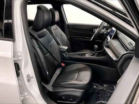 Used 2023 Jeep Compass High Altitude AWD/4WD image 8