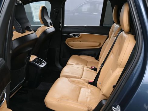 Used 2023 Volvo XC90 B6 Ultimate w/ Protection Package Premier AWD/4WD image 27