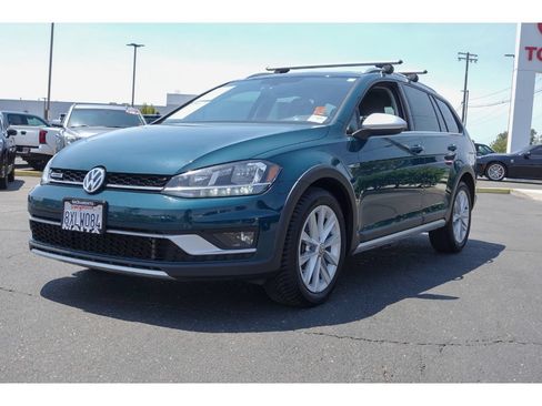 Used 2019 Volkswagen Golf Alltrack S AWD/4WD image 8
