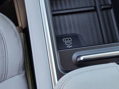 New 2026 Ford Expedition Platinum image 21