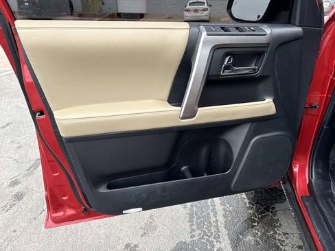 Used 2022 Toyota 4Runner SR5 Premium w/ Moonroof Package image 8