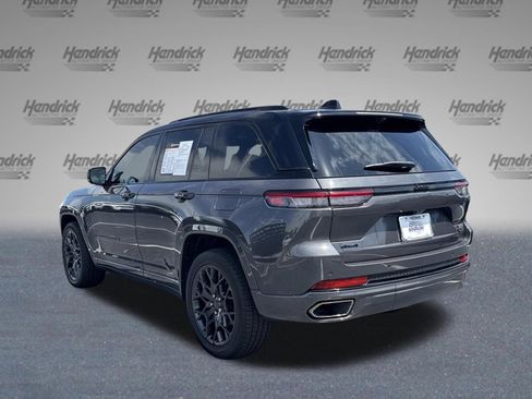 Used 2025 Jeep Grand Cherokee Summit AWD/4WD image 7