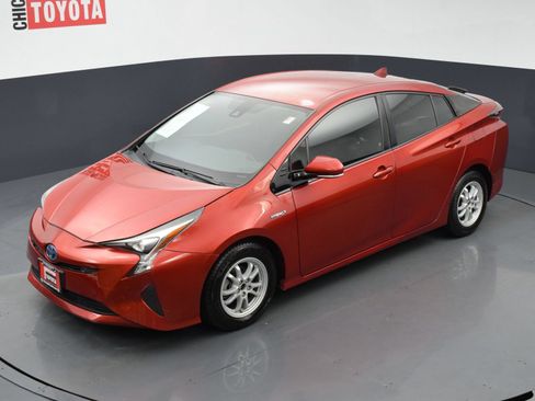 Used 2018 Toyota Prius Two w/ Prius Two Safety Plus Package FWD image 24