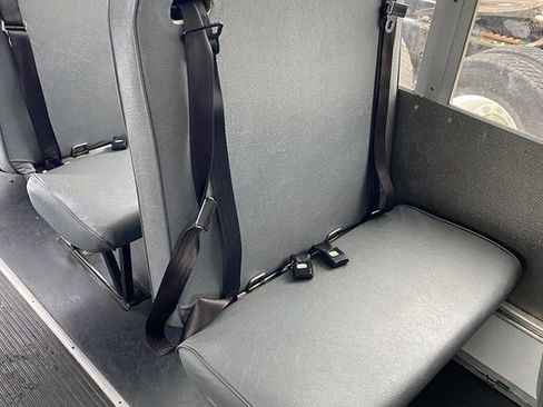 Used 2007 Chevrolet Express 3500 w/ School Bus Package RWD image 23