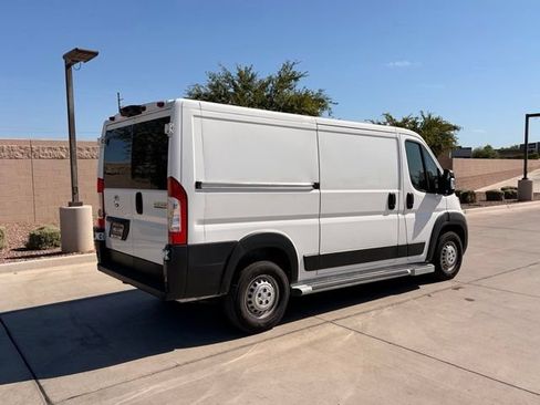 Used 2025 RAM ProMaster 2500 w/ U-Haul Equipment Group FWD image 7