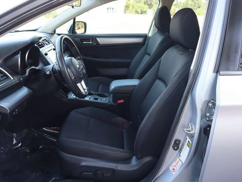 Used 2015 Subaru Legacy 2.5i Premium AWD/4WD image 19