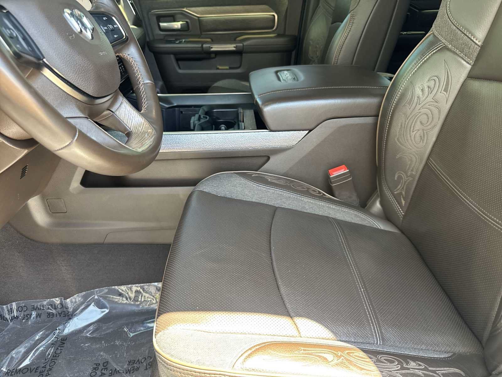 Used 2025 RAM 3500 Longhorn AWD/4WD image 14