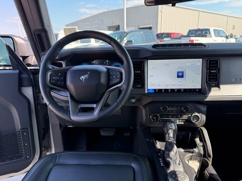 New 2025 Ford Bronco Badlands AWD/4WD image 11