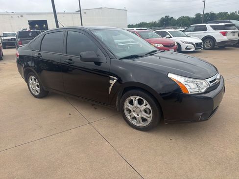 Used 2008 Ford Focus SE image 3