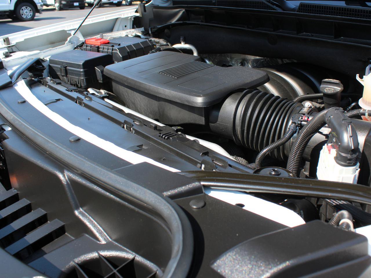 Used 2025 GMC Yukon Denali AWD/4WD image 17