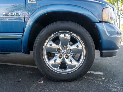 Used 2004 Dodge Ram 1500 Truck SLT w/ Quad Cab Value Group image 5