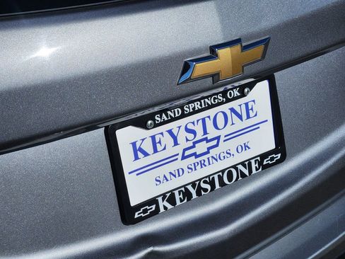 Used 2023 Chevrolet Equinox LT image 11