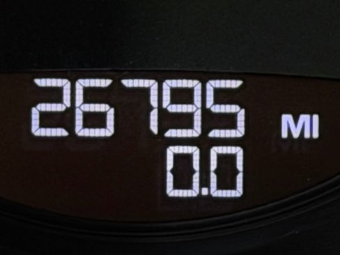 Certified 2021 Porsche Macan image 23