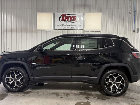 New 2026 Jeep Compass Limited AWD/4WD image 14