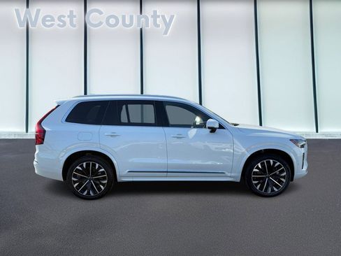 Certified 2025 Volvo XC90 B6 Plus image 2