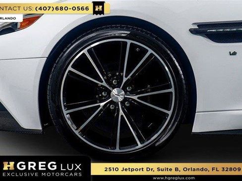 Used 2017 Aston Martin Vanquish S image 19