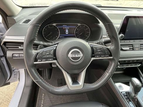 Used 2023 Nissan Altima 2.5 SR image 19