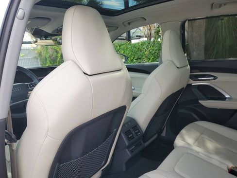 Certified 2025 Audi Q5 Premium Plus w/ Premium Plus AWD/4WD image 18
