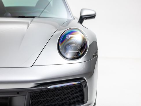 Used 2020 Porsche 911 Carrera image 8