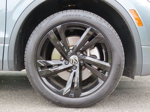 Used 2024 Volkswagen Tiguan SE R-Line AWD/4WD image 14