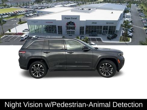 Used 2023 Jeep Grand Cherokee Overland w/ Adv Protech Group III image 13