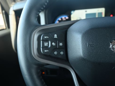 Used 2024 Ford Bronco Badlands image 20