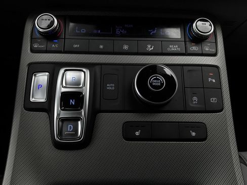 Used 2025 Hyundai Palisade SEL FWD image 24