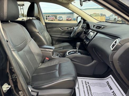 Used 2014 Nissan Rogue SL image 18