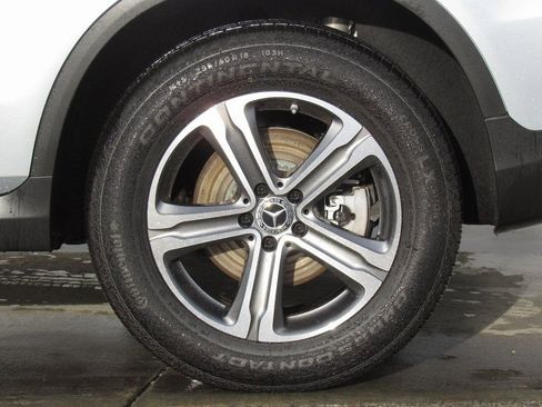 Certified 2022 Mercedes-Benz GLC 300 GLC 300 w/ Premium Package Lite image 35