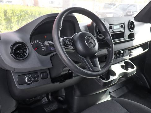 Used 2021 Mercedes-Benz Sprinter 2500 w/ Driver Convenience Package image 23