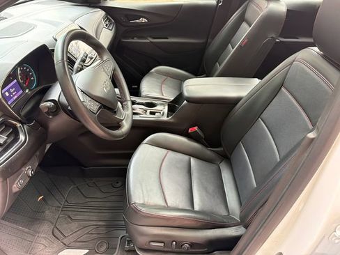 Used 2022 Chevrolet Equinox RS w/ RS Leather Package FWD image 11