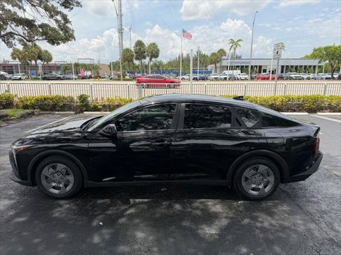 Used 2026 Kia K4 FWD image 3