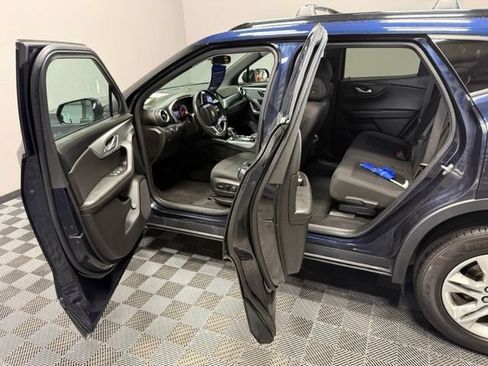 Used 2020 Chevrolet Blazer LT FWD image 13