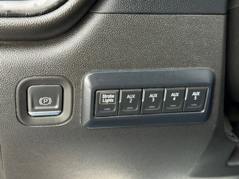 Used 2022 Chevrolet Silverado 2500 W/T w/ WT Fleet Convenience Package image 31