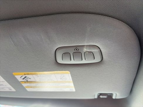 Used 2022 Ford F150 Lariat w/ Max Trailer Tow Package image 64