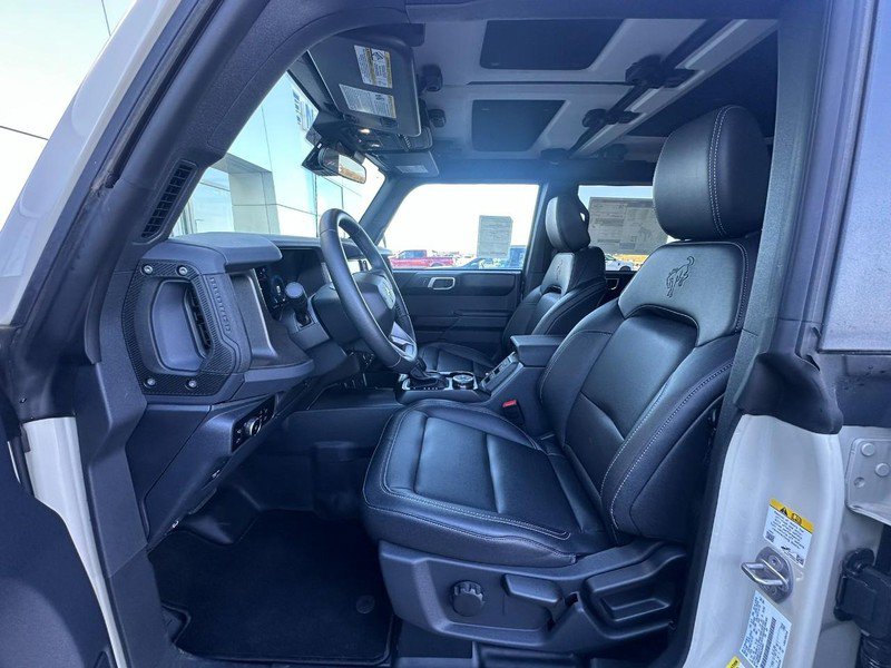 Used 2025 Ford Bronco Badlands AWD/4WD image 7