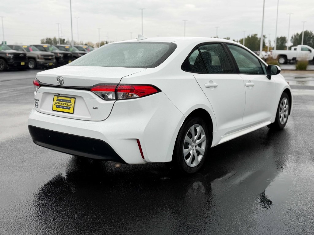 Used 2024 Toyota Corolla LE FWD image 7