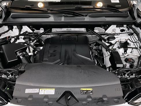 Used 2025 Audi Q5 Premium Plus w/ Premium Plus AWD/4WD image 30