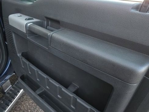 Used 2015 Ford F250 Lariat w/ Chrome Package image 22